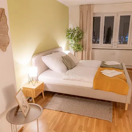 K15 Cozy, Unique & Spacious 3-room With Balcony Or Single By Lipa *