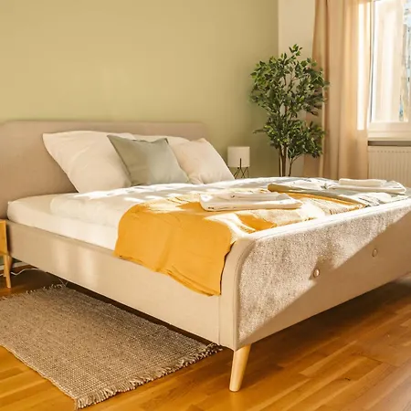Apartment K15 Cozy, Unique & Spacious 3-room With Balcony Or Single By Lipa *