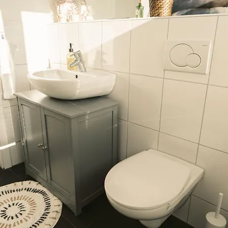 K15 Cozy, Unique & Spacious 3-room With Balcony Or Single By Lipa Apartment Karlsruhe