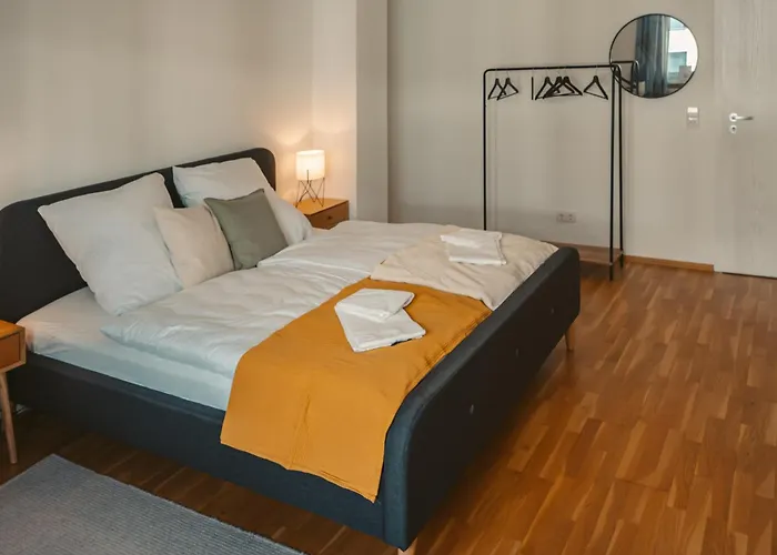 K15 Cozy, Unique & Spacious 3-room With Balcony Or Single By Lipa Appartement *