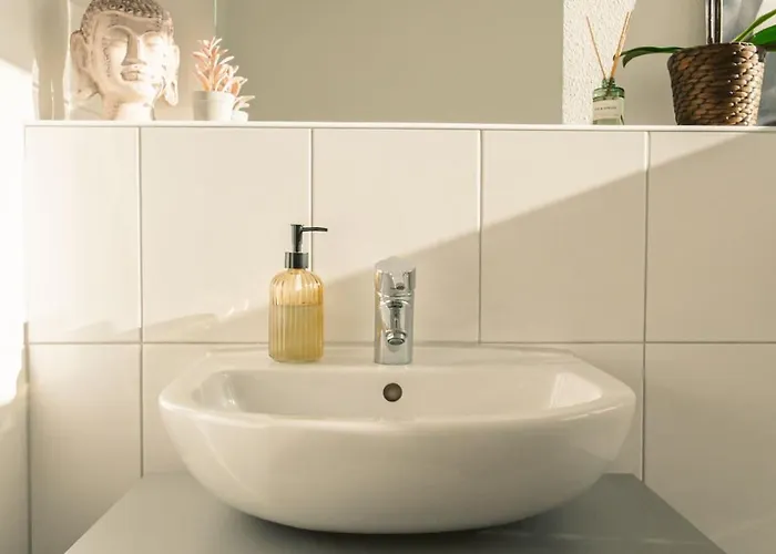 Appartement K15 Cozy, Unique & Spacious 3-room With Balcony Or Single By Lipa Karlsruhe