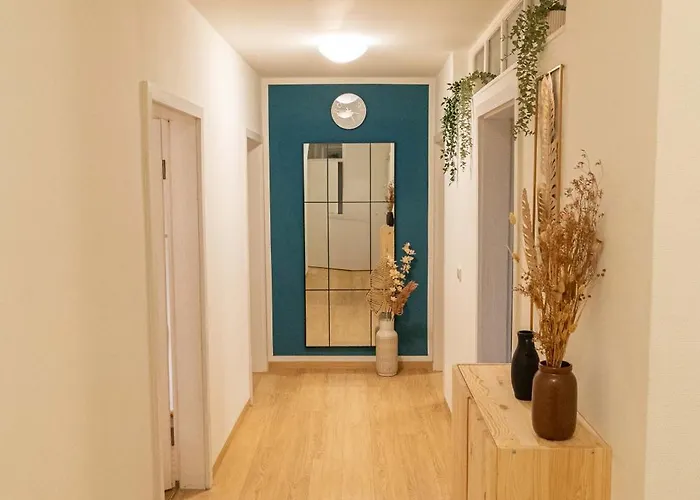 K15 Cozy, Unique & Spacious 3-room With Balcony Or Single By Lipa *