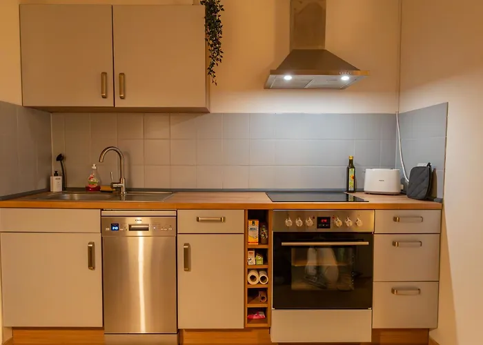 Appartement K15 Cozy, Unique & Spacious 3-room With Balcony Or Single By Lipa Karlsruhe